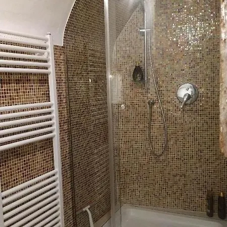 La Libellula Rossa Bed & Breakfast Erli