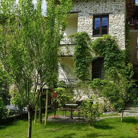 La Libellula Rossa Erli