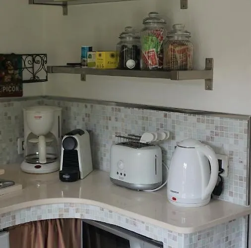 La Libellula Rossa 3*